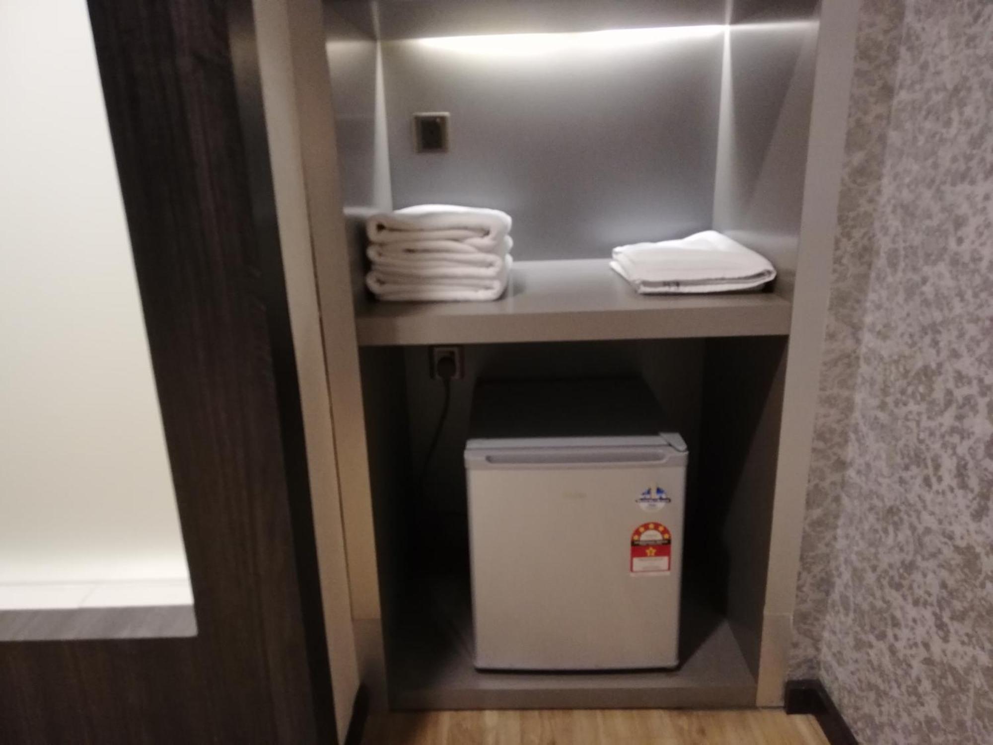 Ease Hotel Kota Kinabalu Zewnętrze zdjęcie