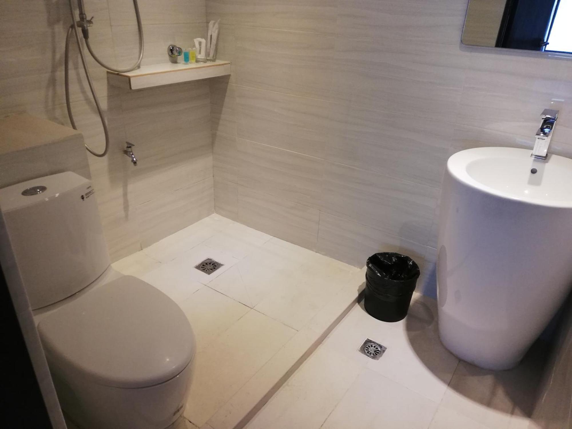 Ease Hotel Kota Kinabalu Zewnętrze zdjęcie