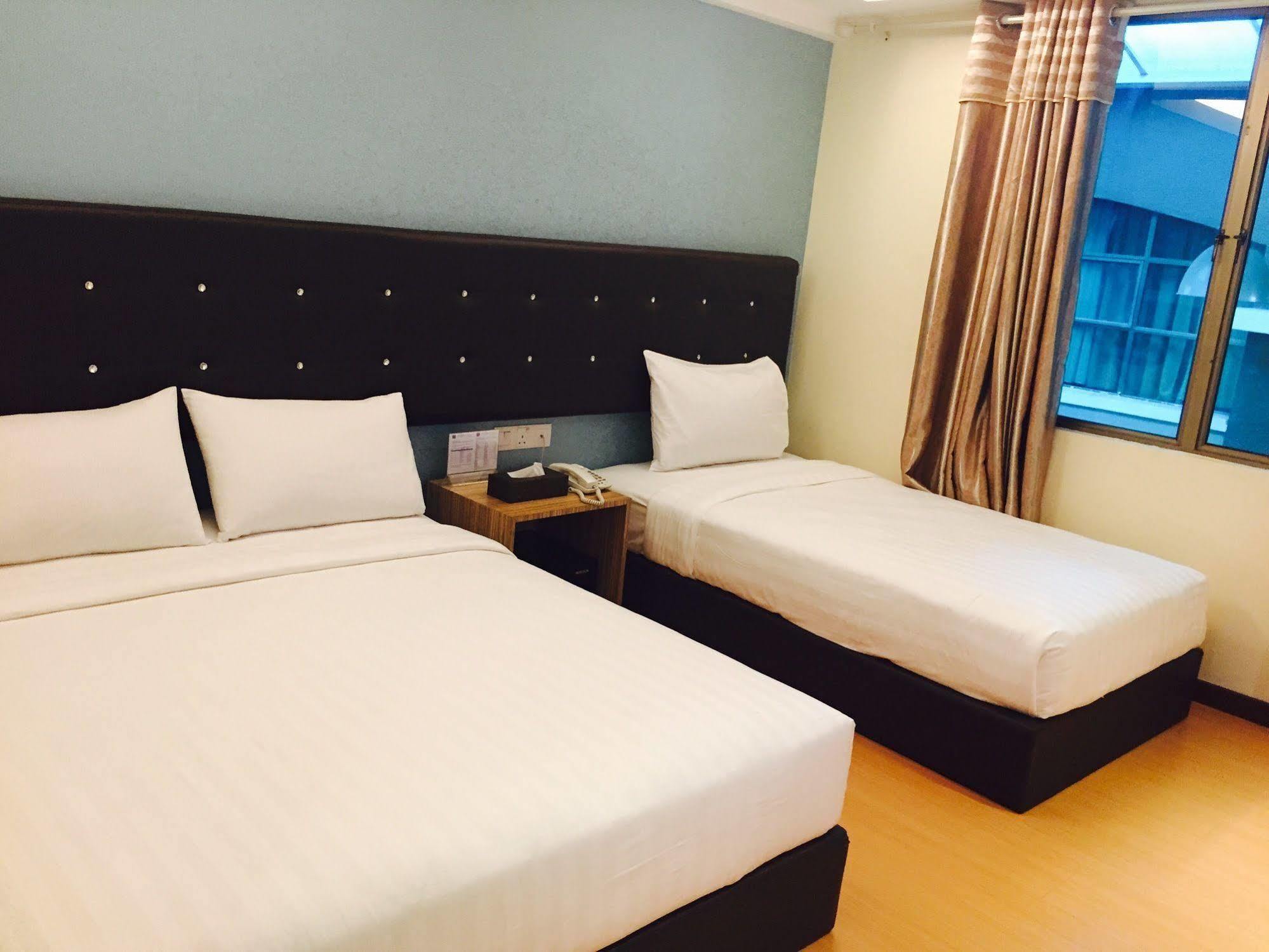 Ease Hotel Kota Kinabalu Zewnętrze zdjęcie