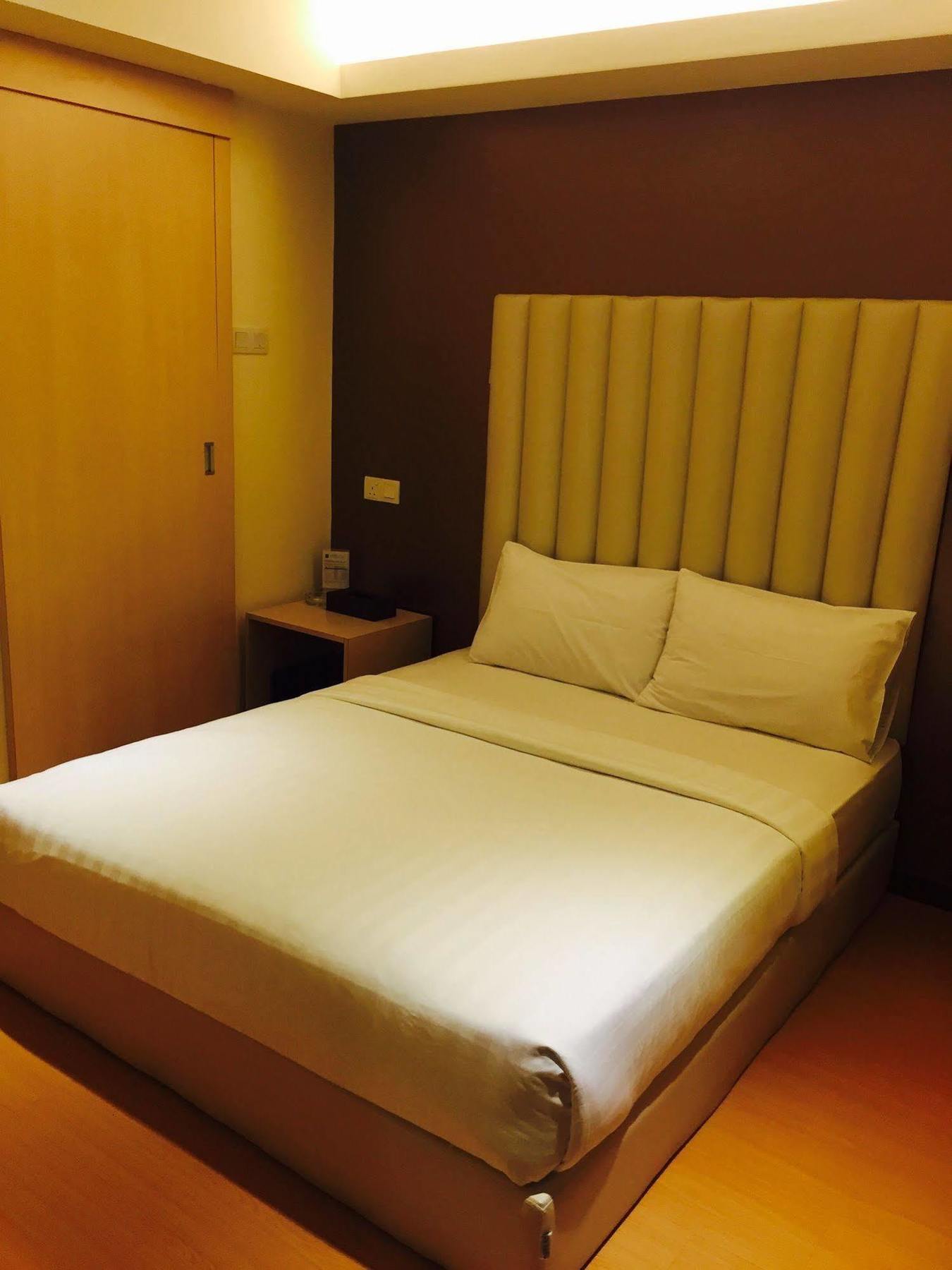 Ease Hotel Kota Kinabalu Zewnętrze zdjęcie