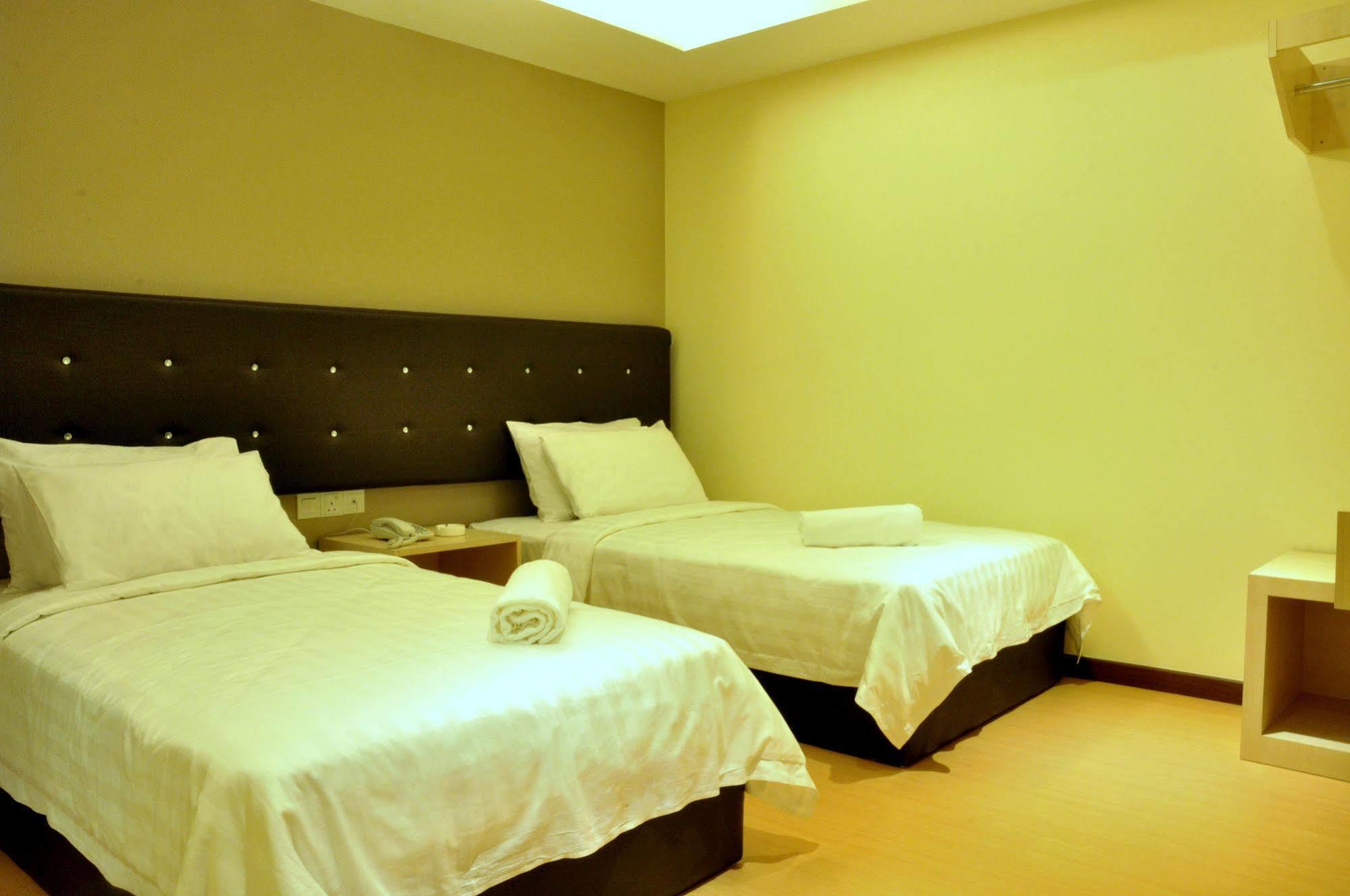 Ease Hotel Kota Kinabalu Zewnętrze zdjęcie