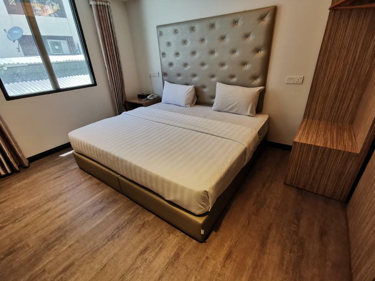Ease Hotel Kota Kinabalu Zewnętrze zdjęcie